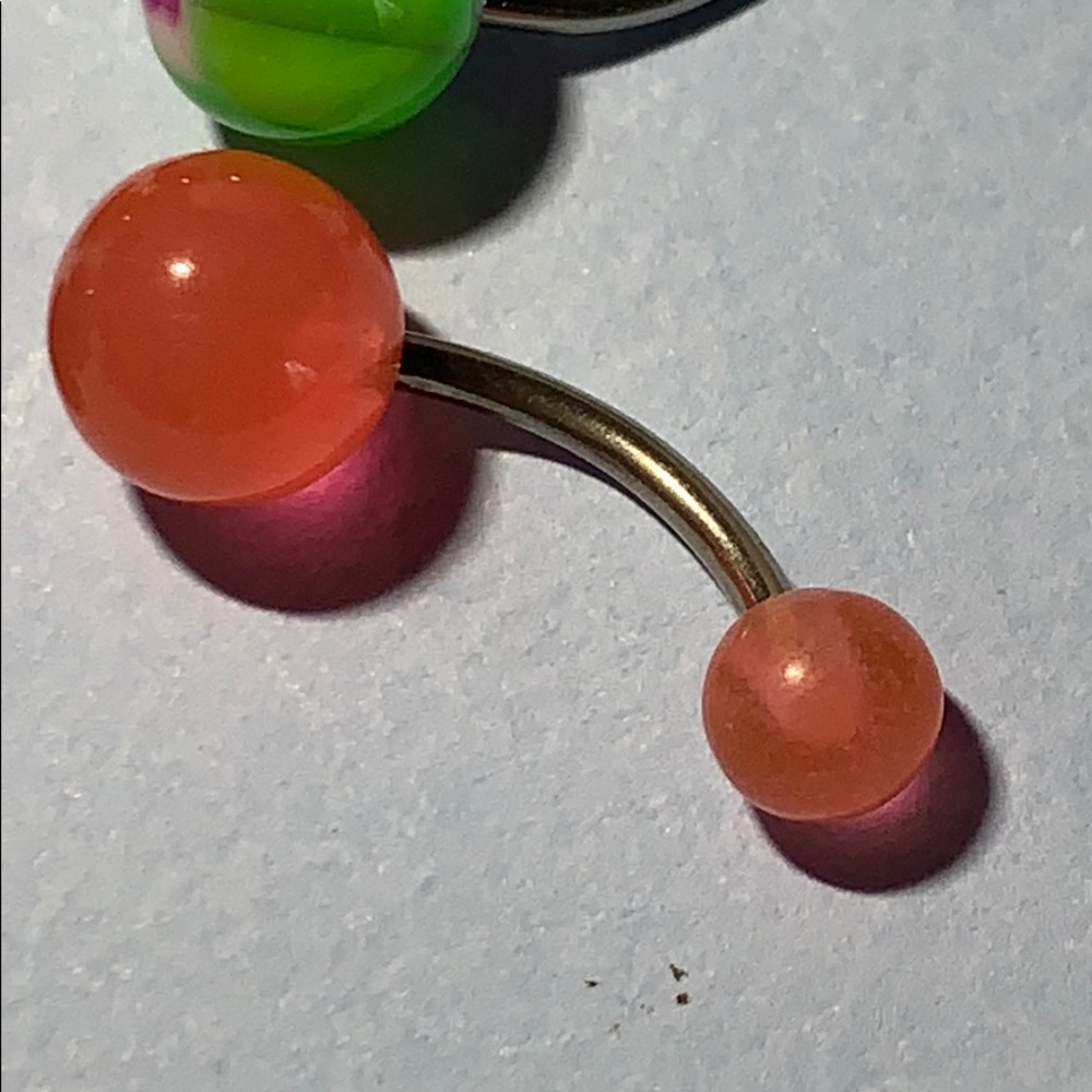 Navel Rings ๐ง๐ปโโ๏ธ - Picture 2 of 7